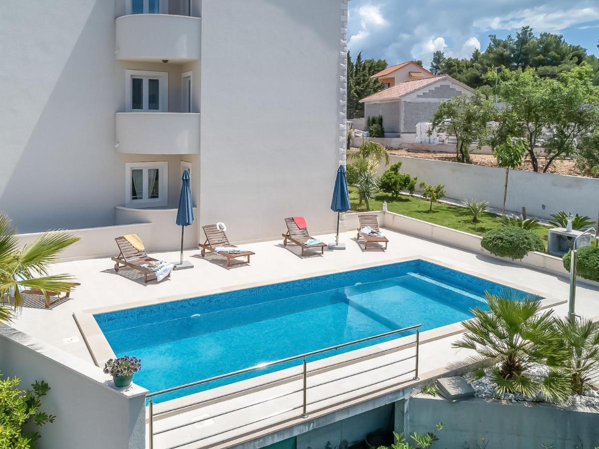 Apartment Villa 2 Pools-4 By Interhome Sutivan Luaran gambar